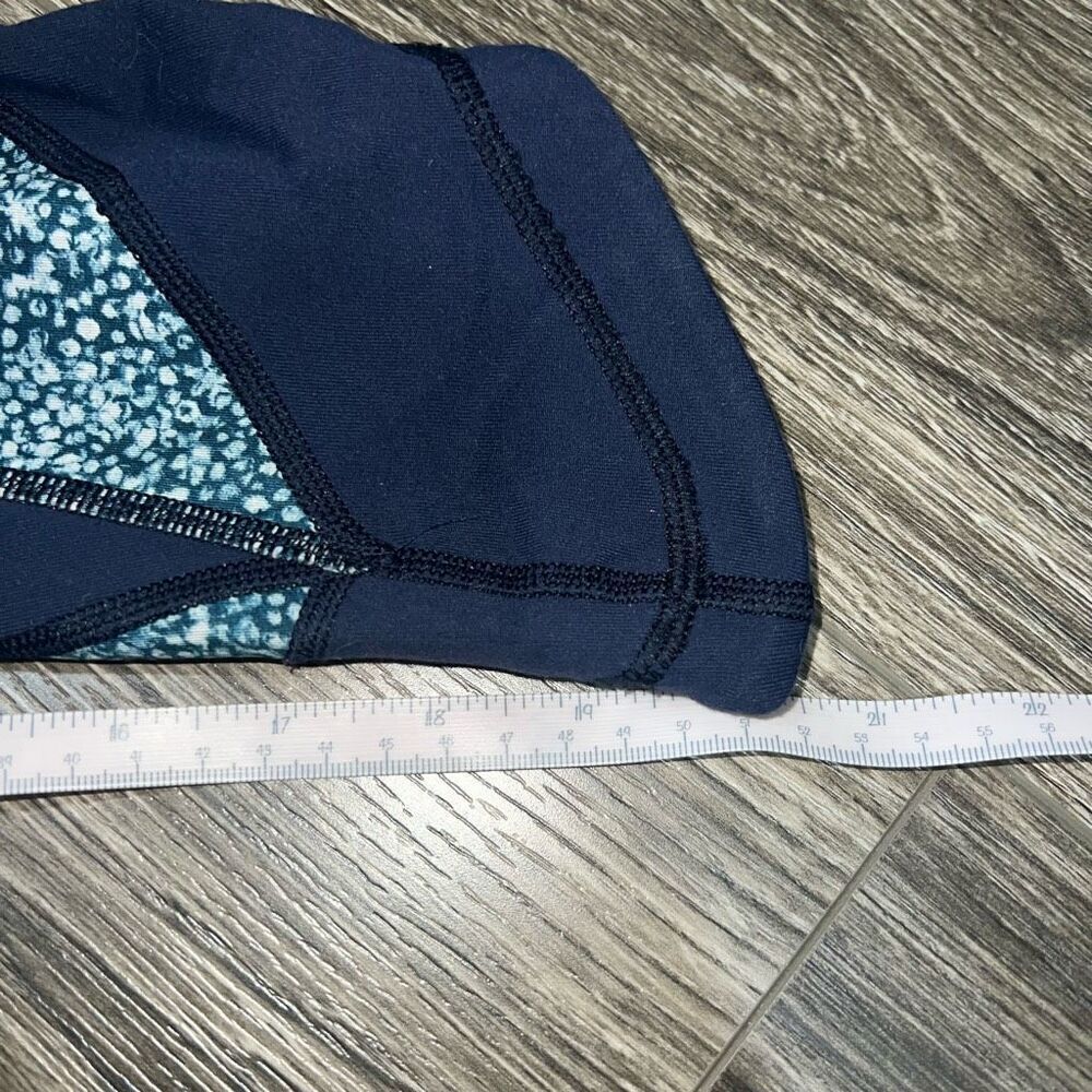 Lululemon Wunder Under Size 4 - image 4